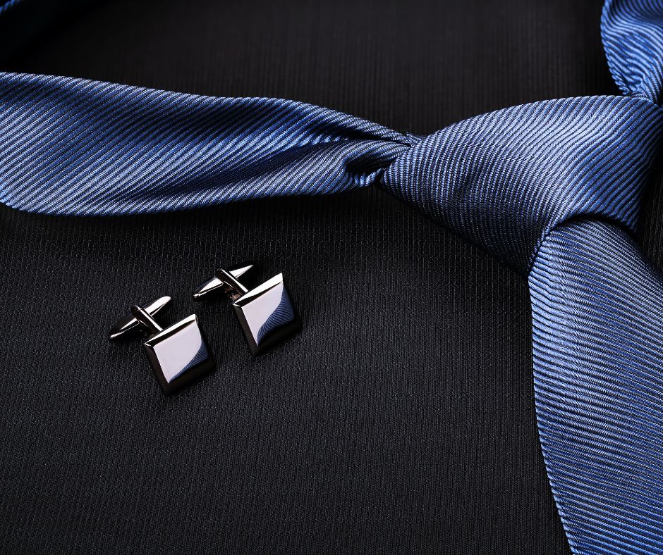 can you wear cufflinks without a jacket