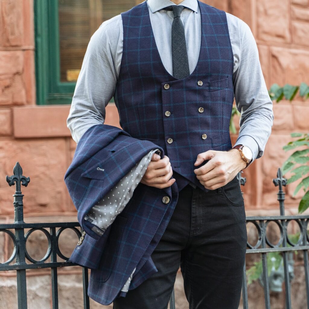 When to Wear a Vest With a Suit