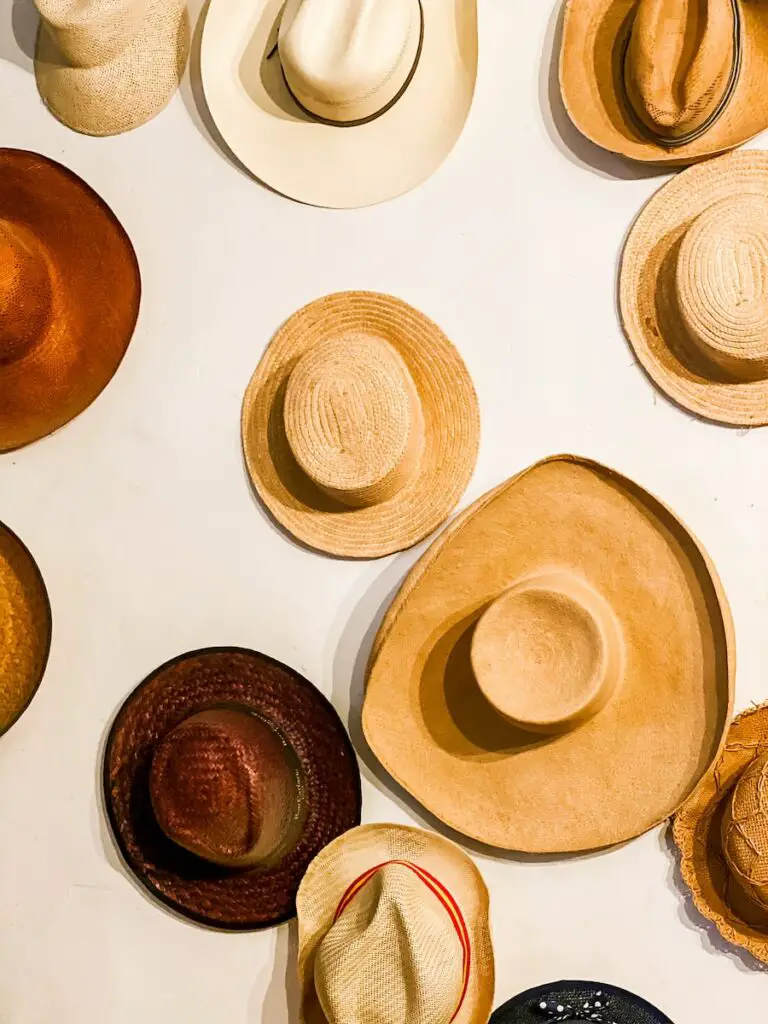 outback hat vs cowboy hat