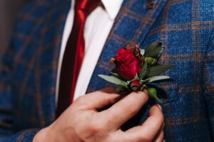 How to Wear a Boutonniere
