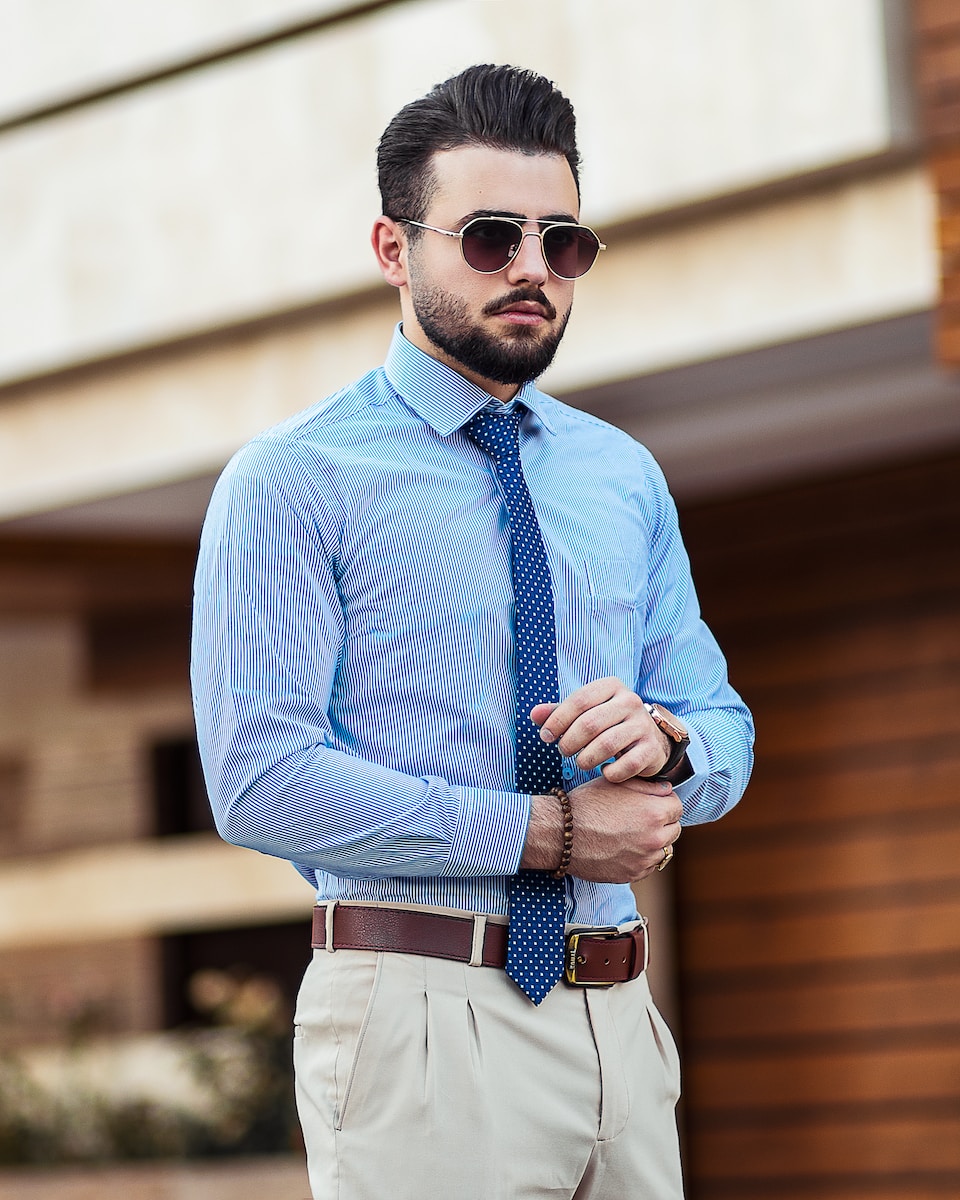 Tailored Fit vs Slim Fit Shirts: Discover the Key Differences - The Refined