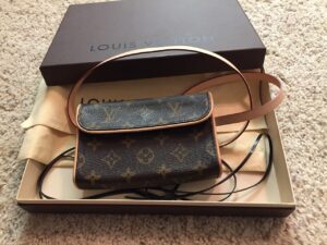 purse, waist purse, louis vuitton