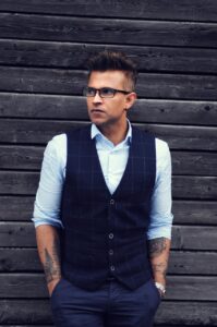 do you wear a vest with a tuxedo