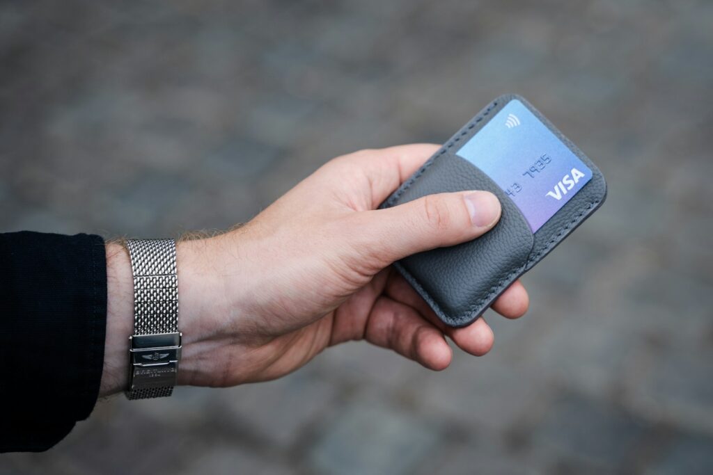 best men's travel wallet